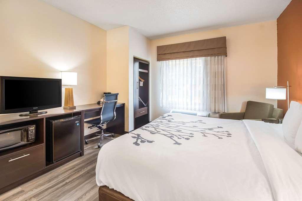 Sleep Inn & Suites Lebanon - Nashville Area Room photo