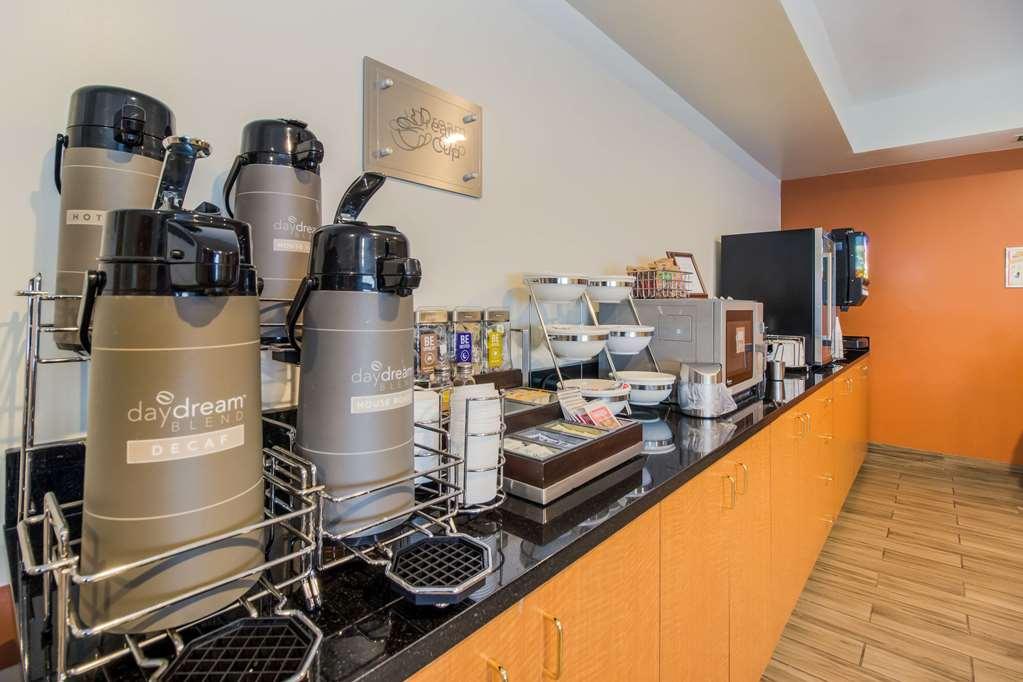 Sleep Inn & Suites Lebanon - Nashville Area Restaurant photo
