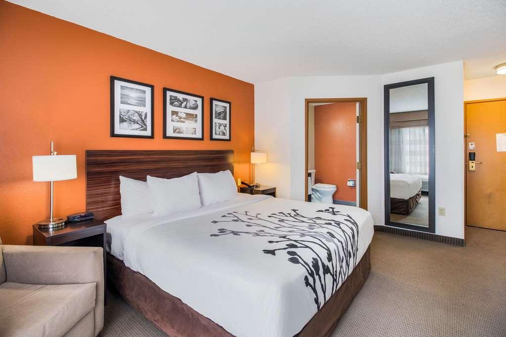 Sleep Inn & Suites Lebanon - Nashville Area Room photo